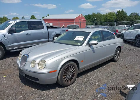 2006 Jaguar S-Type 4.2L V8 z USA, uszkodzony, nr VIN SAJWA01B66HN54243